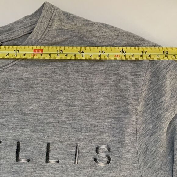 Perry Ellis T- shirt Embroidered Logo Gray Men’s Size XL - Picture 3 of 6